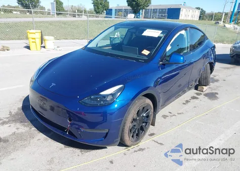2023 Tesla Model Y Awd/Long Range Dual Motor All-Wheel Drive from USA, damaged, VIN 7SAYGDEE6PA162351